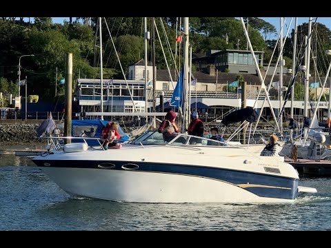 Crownline 242 CR - sports cruiser for sale - Image 2