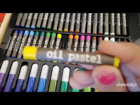 Junior Art Set 180 Pieces With Wooden Box