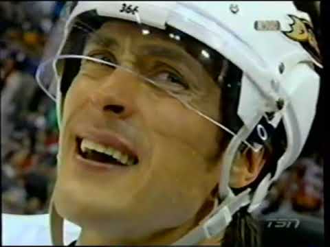 Minnesota Wild @ Anaheim Ducks (Game 5) - April 19, 2007 - Teemu Selanne, Keith Carney