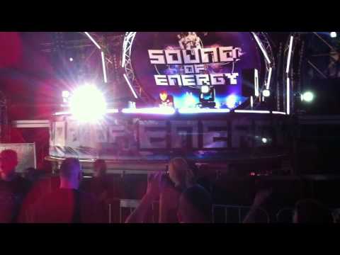 Armin van Buuren - Blue Fear (Orjan Nilsen Remix) by Leon Bolier @ Fusion of Dance 2011