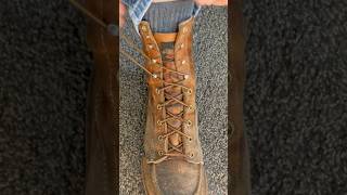 Tie your work boots like a tradesman