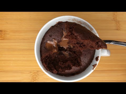 TORTA in TAZZA al microonde! PRONTA in 1 MINUTO! Ricetta facile e veloce! #shorts