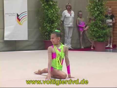 ICC 2009 - AK5 Rope 02 - Anora Davlyatova