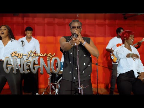 Bass Thioung - Gnégno (Live Performance)