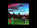 Mr. Mister - Black/White