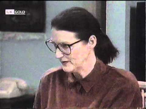 10 more Neighbours moments from 1990 - No 1 -  Pam Vs Dorothy