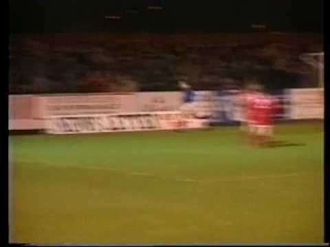 Glenavon v Ballyclare Comrades 94-95