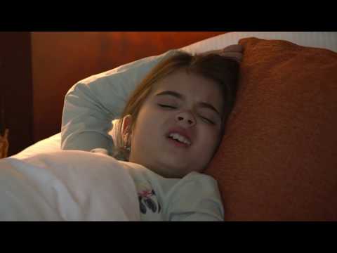 OTECKOVIA - Julka s Maxom si užívajú na hoteli