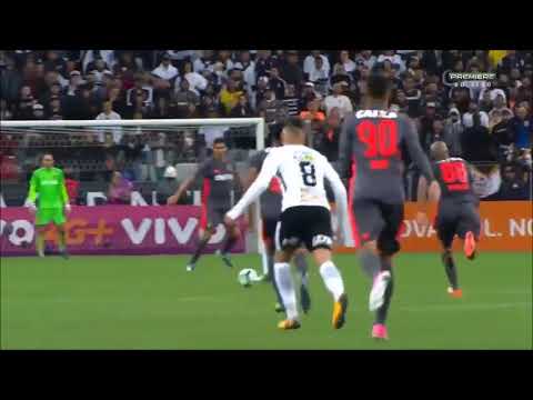 Golaço de Rodriguinho contra o Sport