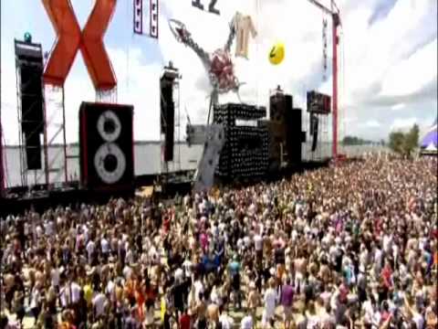 DefQon1. 2010 - Intro Headhunterz & Coone [HD&HQ]