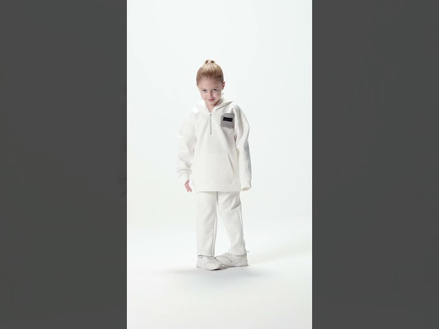 هودي بجيب أمامي أوفرسايز للأطفال للجنسين - أوف واي...