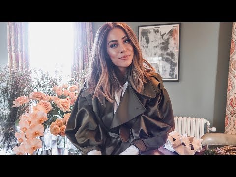 THERES LOTS GOING ON RIGHT NOW｜リディア・エリス・ミレン (THERES LOTS GOING ON RIGHT NOW | Lydia Elise Millen)