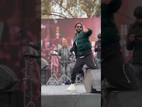 Bilal Saeed angry on crowd 😡😡 Phalia #viral #bilalsaeed #aimabaig #fight #angry