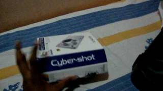 preview picture of video 'Sony cybershort W220 Unboxing'