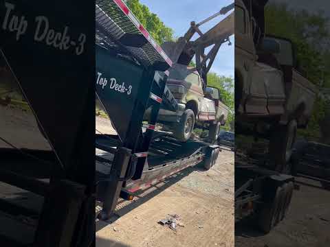 Quick Scrapyard Run, Crushing 3 Vehicles