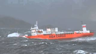 SHIPS IN STORM Horrible FOOTAGE || Life At Sea - Huge Swell Meets Tanker Video