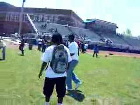 KAN U CHECH HIM ????????