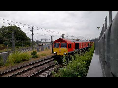 video 1 of DB cargo 66100'Armistice 100 1918-2018' on the stone train passes thorpe junction--5/7/23