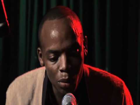 Huratiti [Piano Acoustic] - Jimmie Gait [MwapiTV]