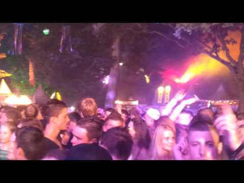 Jochen Miller plays 'wow' Matrixx @ The Park 2013