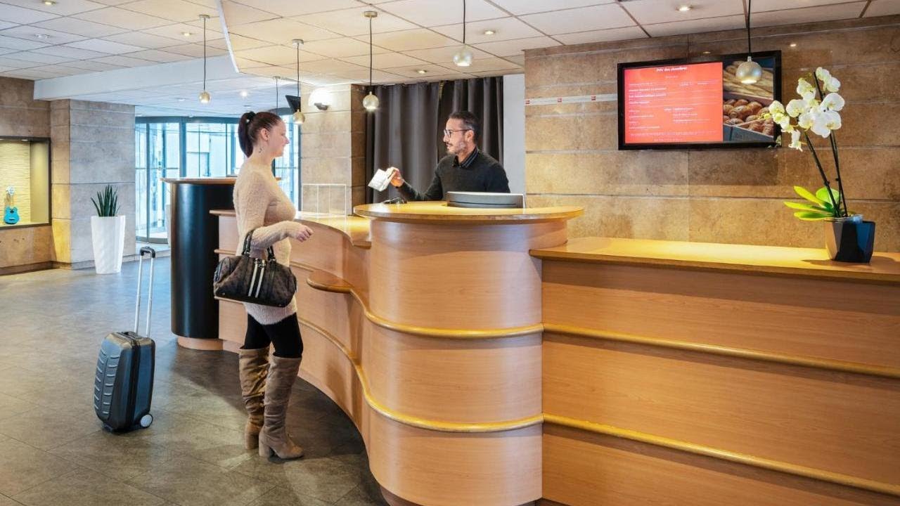 Watch video ibis Paris porte de Bercy, Charenton-le-Pont, France ibis Paris porte de Bercy, Charenton-le-Pont, France