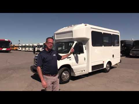 2016 Glaval Universal Shuttle Bus S38482