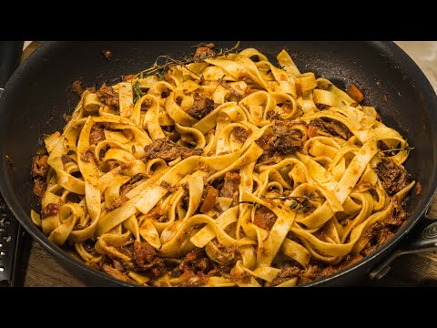 How to Make the Best Beef Ragu Sauce Like an Italian Chef