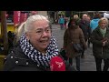 Almeerders slaan massaal spullen in op de markt: 'Het lijkt wel wc papier'