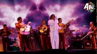 JUAN GABRIEL-GUARECITA EN EL CENTRO FOX EL 1 DE JUNIO 2012.