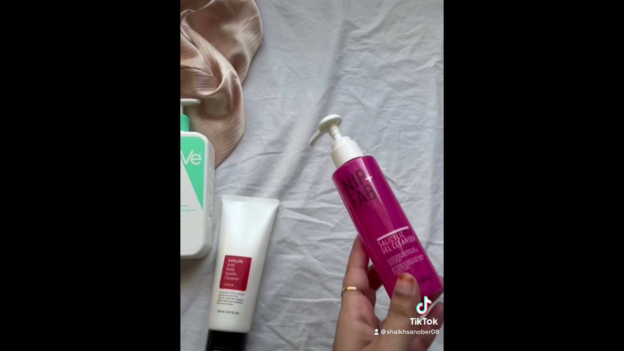 Flatlay tips #flatlay #flatlays #flatlayphotography #photography #skincare #productshoot #review