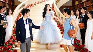 Het verraden meisje wordt herboren en kiest voor de CEO die altijd al van haar heeft gehouden. Nu is hij dol op haar!