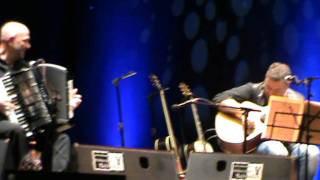 Revólver. Concierto Guadalajara 2011. El aire sabe a veneno.