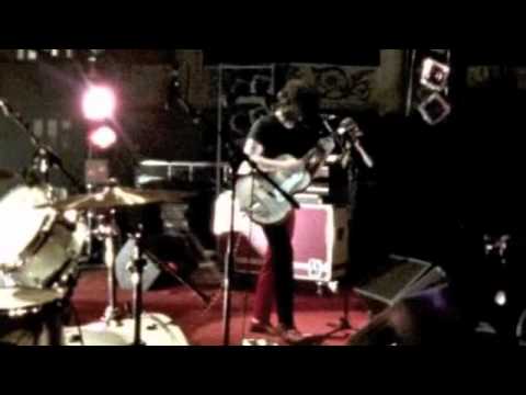 The White Stripes - Under Blackpool Lights - 12 Death Letter/Grinnin' In You're Face
