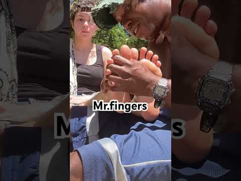 #footmassage #foottherapy #massage #beach #reflexology