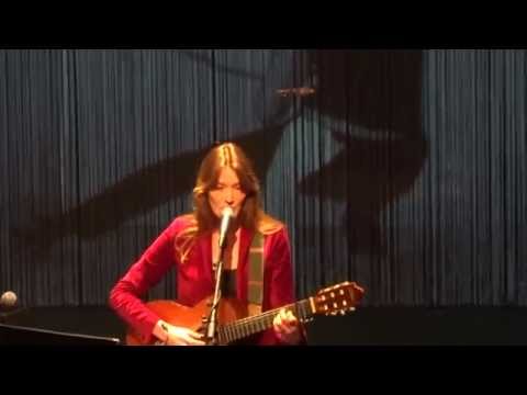 Carla Bruni / Le Plus Beau Du Quartier / Théâtre National Habima / Tel Aviv / 25.5.14 /