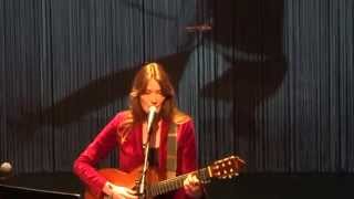 Carla Bruni / Le Plus Beau Du Quartier / Théâtre National Habima / Tel Aviv / 25.5.14 /