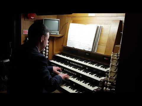 Edward Taylor plays The Holy Boy by J Ireland