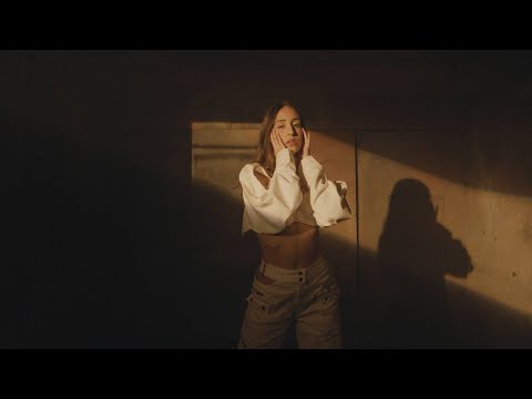 Sofia Delfino - Helado (Official Music Video)