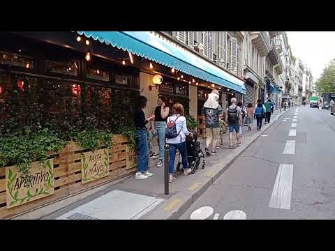 Deux nouveaux commerces rue Blanche à Paris 9ème arrondissement : un coffee shop et une pizzeria.
