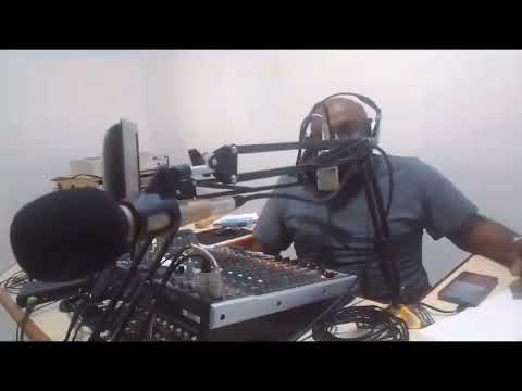 rádio paraíso FM 104.9 em Nova Soure- Bahia, toca a música do cantor Alessandro Camargo