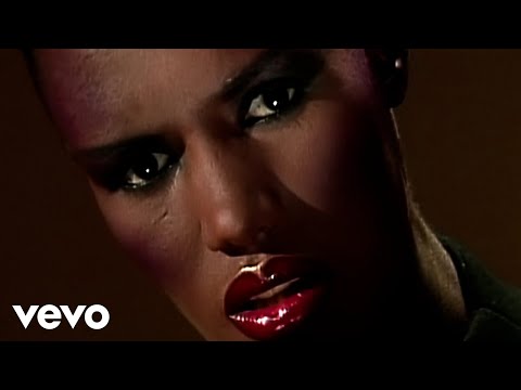 Grace Jones - I've Seen That Face Before (Libertango)