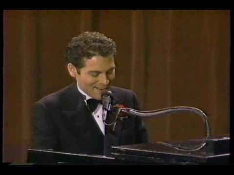 Michael Feinstein performs Gershwin medley