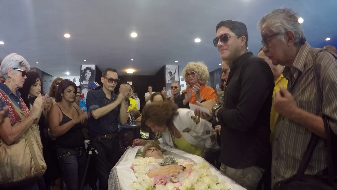 O Velorio da Rogério Astolfo Barroso Pinto Cantora e Atriz