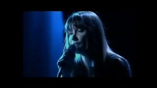 Carla Bruni -  La Noyeé   - Quelqu&#39; un m&#39; a dit-  En vivo