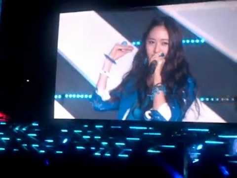 [fancam] F(X) - Hot Summer  - SM TOWN INA - live world tour