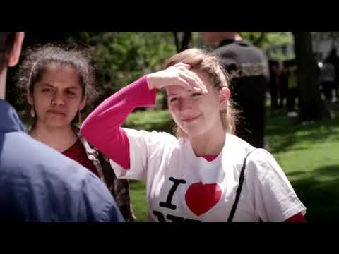 English File Beginner- 4th edition - Unit 6B Video Listening:  "A day in the life of a tour guide"