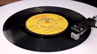 Bill Haley And His Comets - Shake Rattle And Roll - Vinyl Play