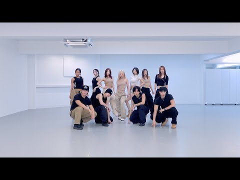 유아유(UAU) '2 Months' Dance Video