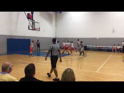 40:31 EAGLES getting it done in win over SHINING STARS BRYANT- WHITE, 54-21 - Bearcat Classic