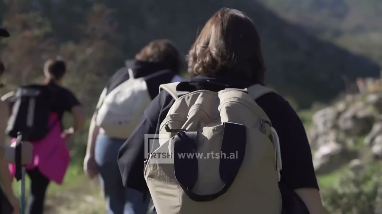 Sinjalistikë turistike në qarkun e Gjirokastrës – Më shumë lehtësira për orientimin dhe siguri për turistët në zonë